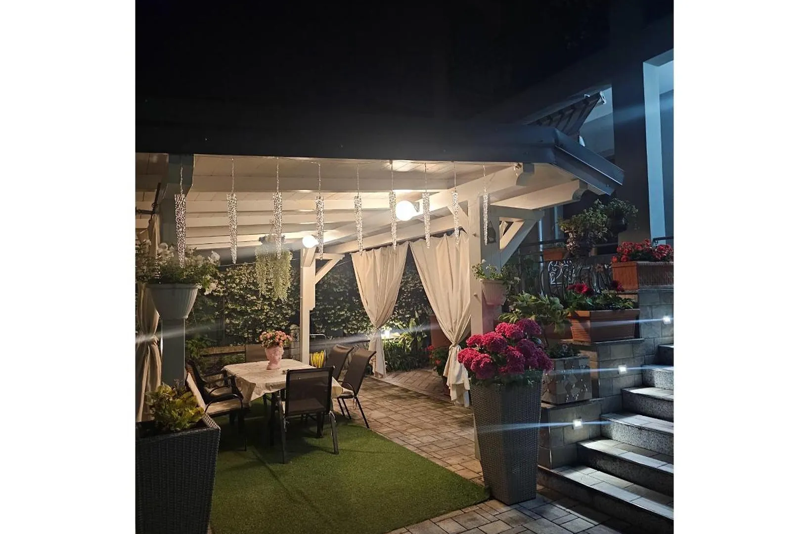 The Dreamers Mxp Cardano Al Campo Bed & Breakfast