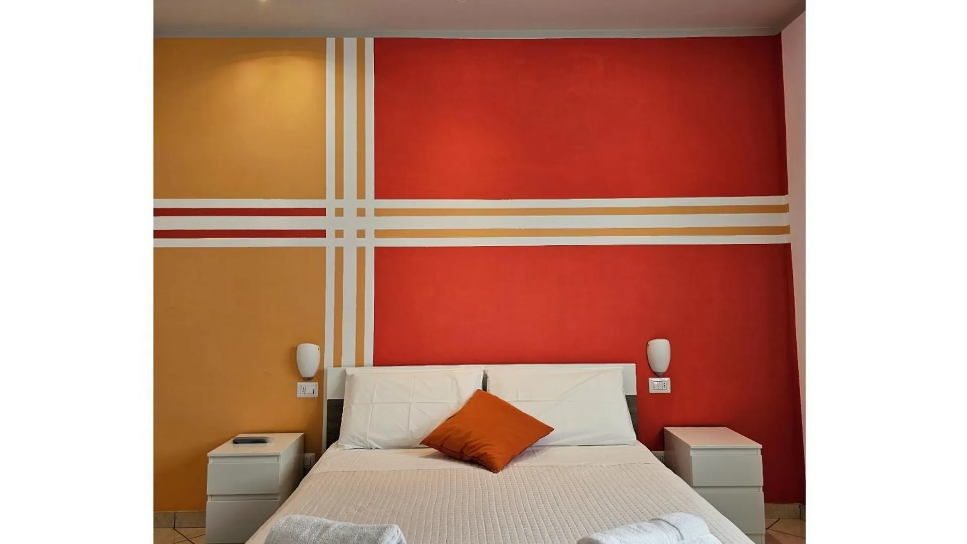 The Dreamers Cardano Al Campo Bed and breakfast